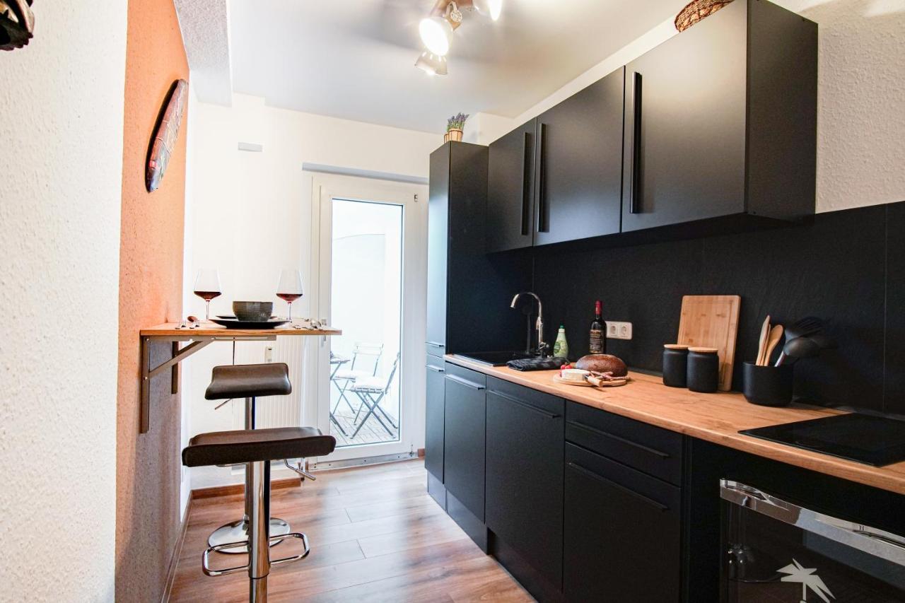 Apartment I Wi-Fi I Parkplatz I Balkon Essenfusion Bagian luar foto