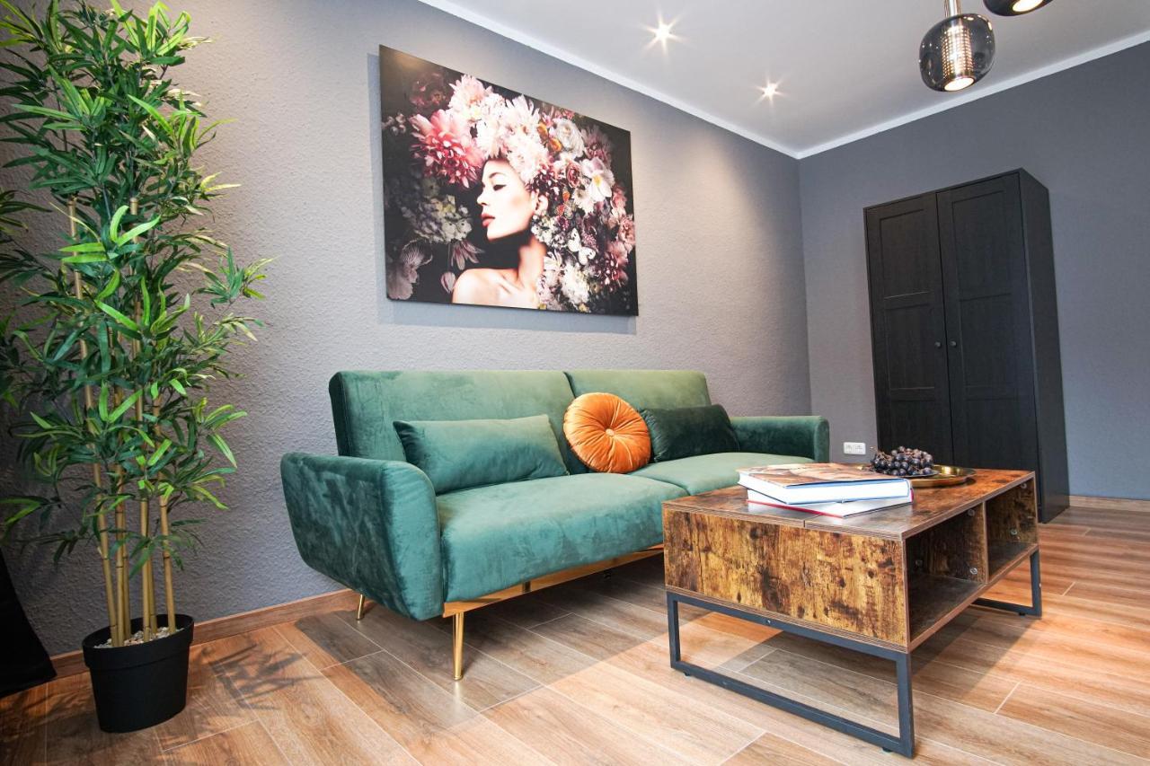Apartment I Wi-Fi I Parkplatz I Balkon Essenfusion Bagian luar foto